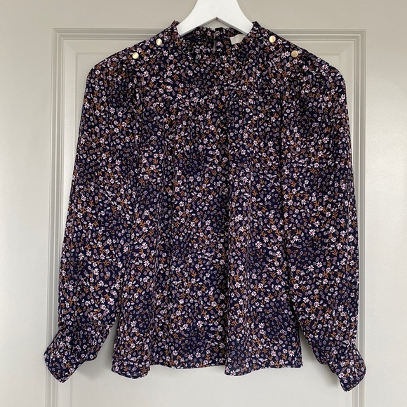 Women’s Loft Long Sleeve Top - Picture 2 of 8